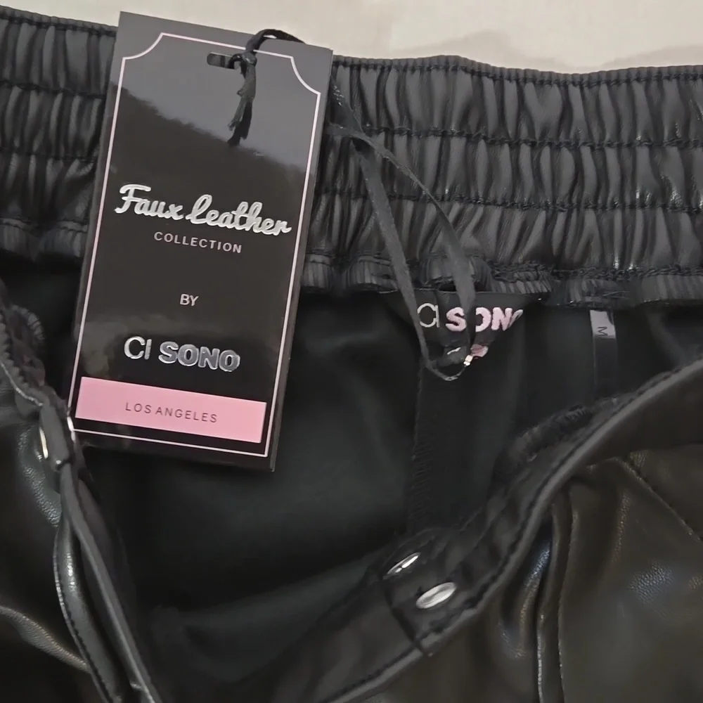 Faux Leather Shorts - Picture 5 of 6